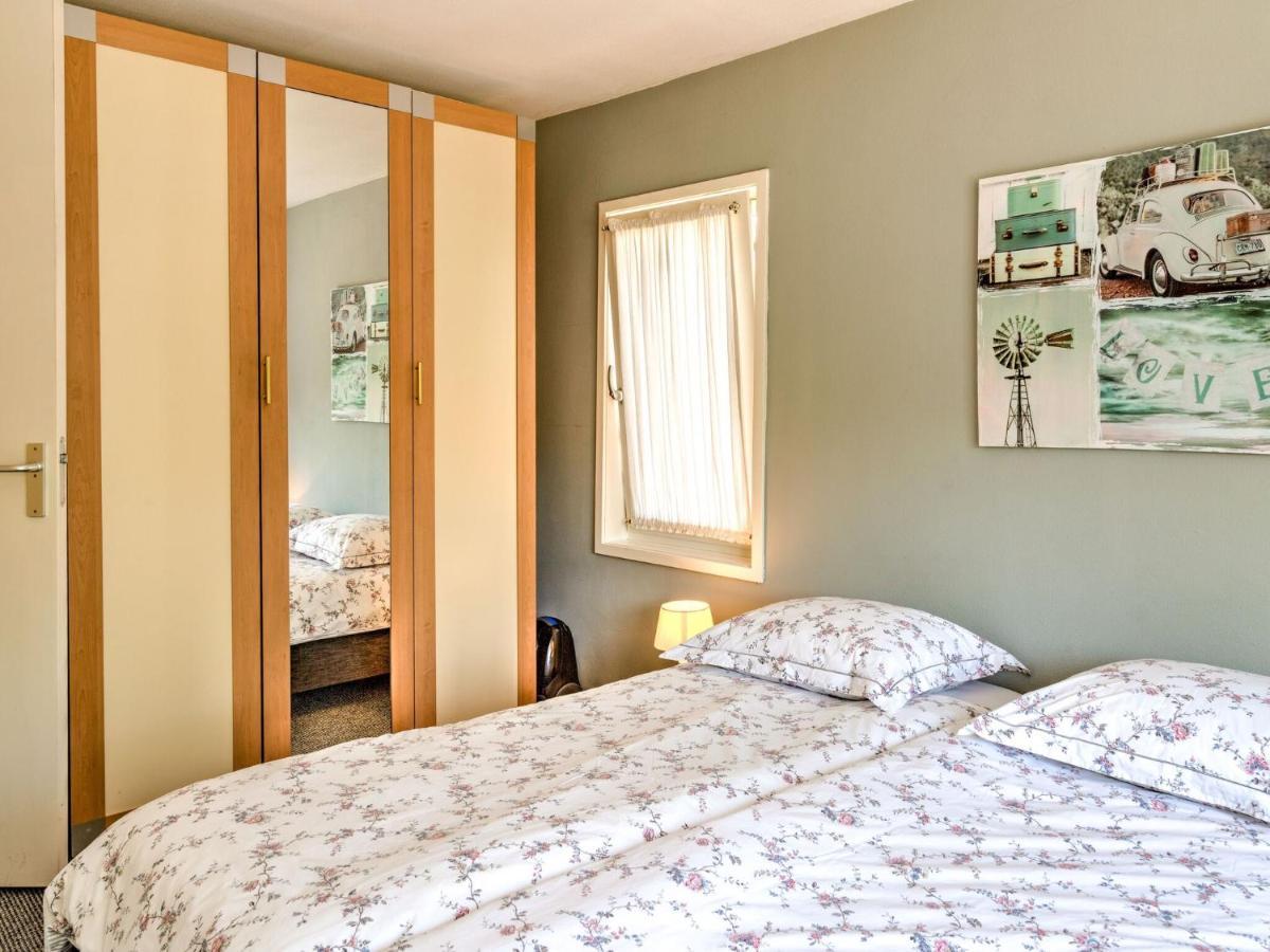 Modern Apartment In Schoorl Near The Beach Екстериор снимка