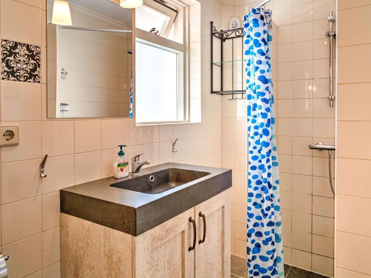 Modern Apartment In Schoorl Near The Beach Екстериор снимка